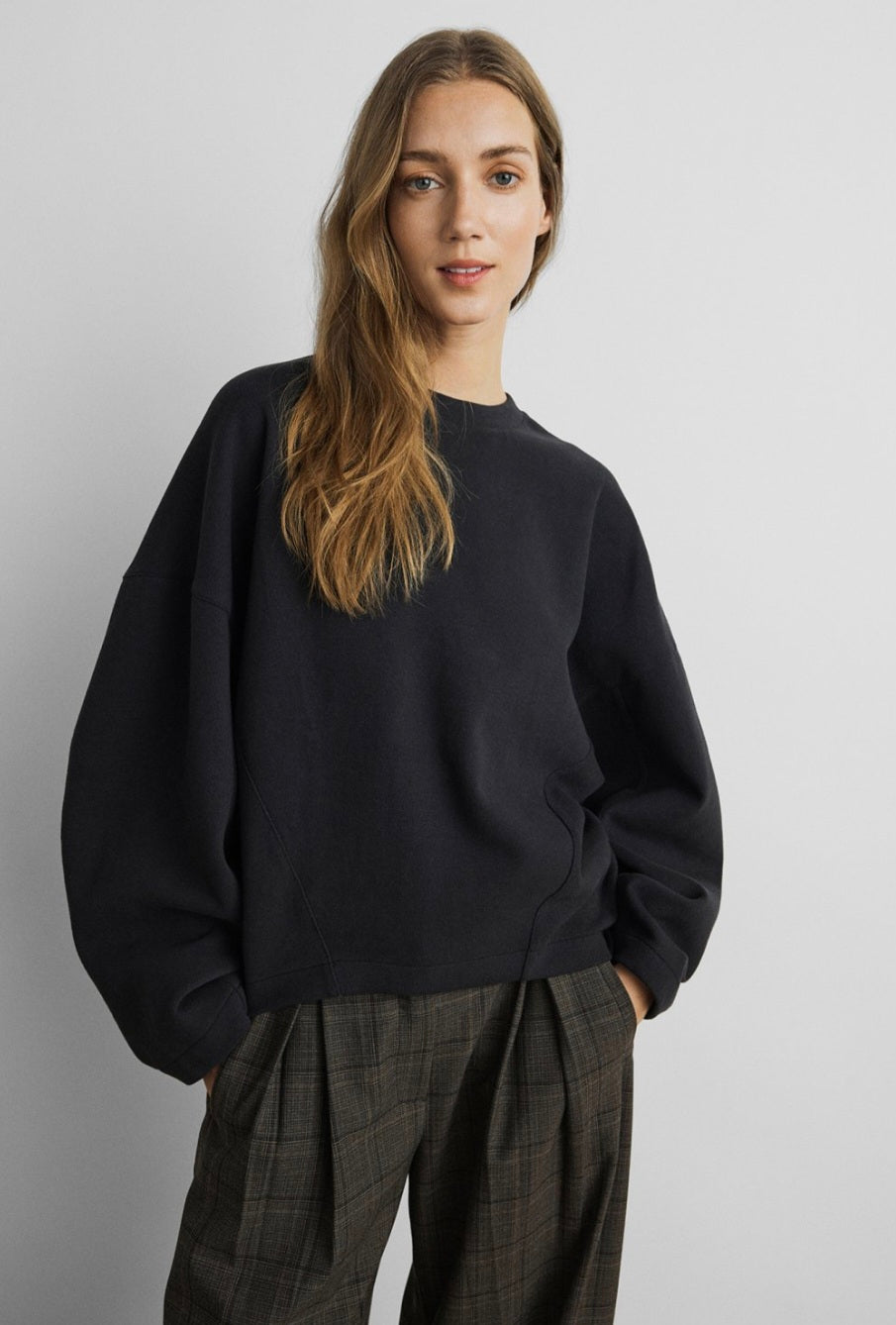 Icon Black Sweater