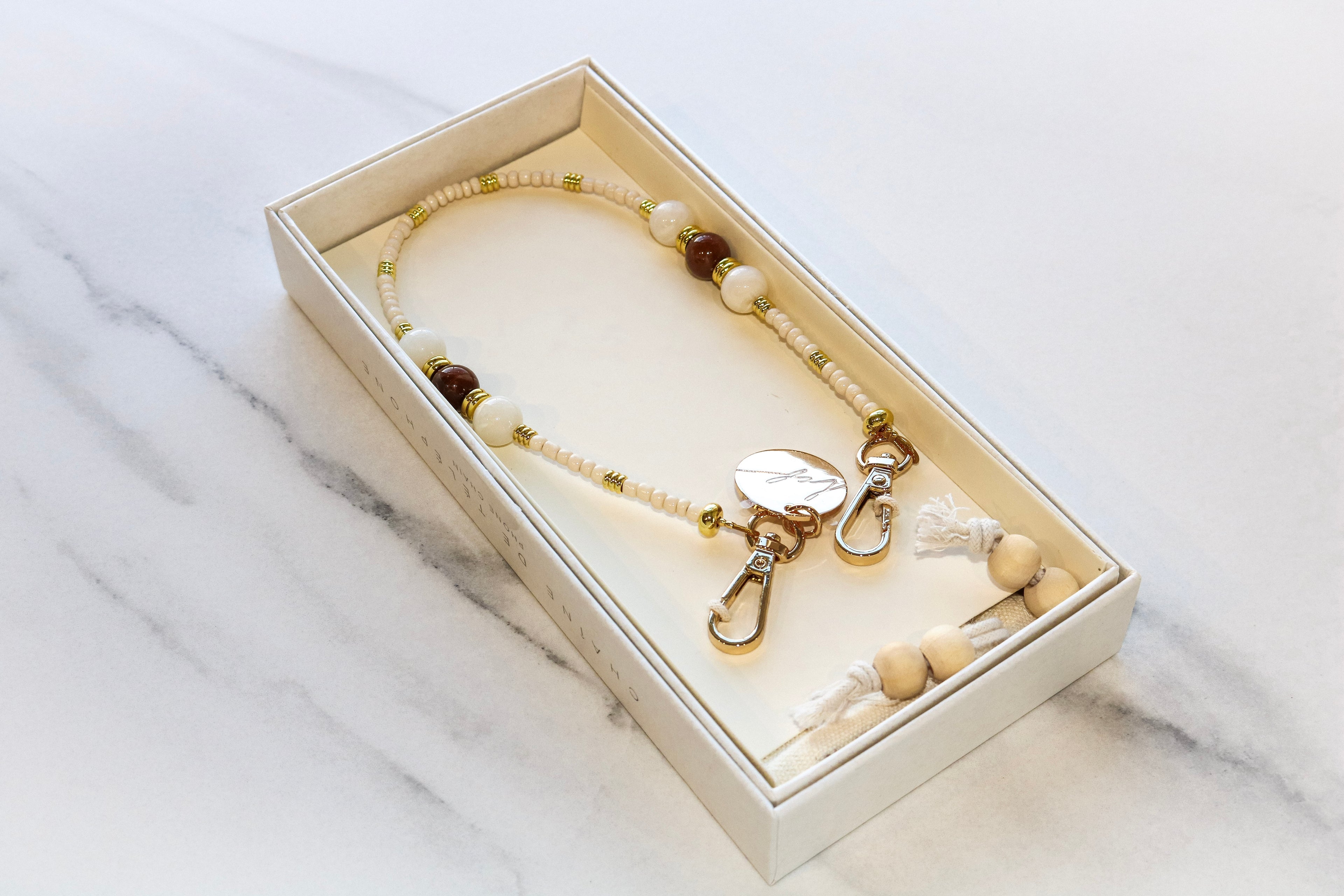 Iris beige short chain