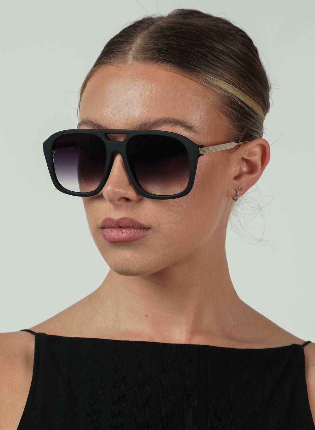 Reina Sunglasses Black