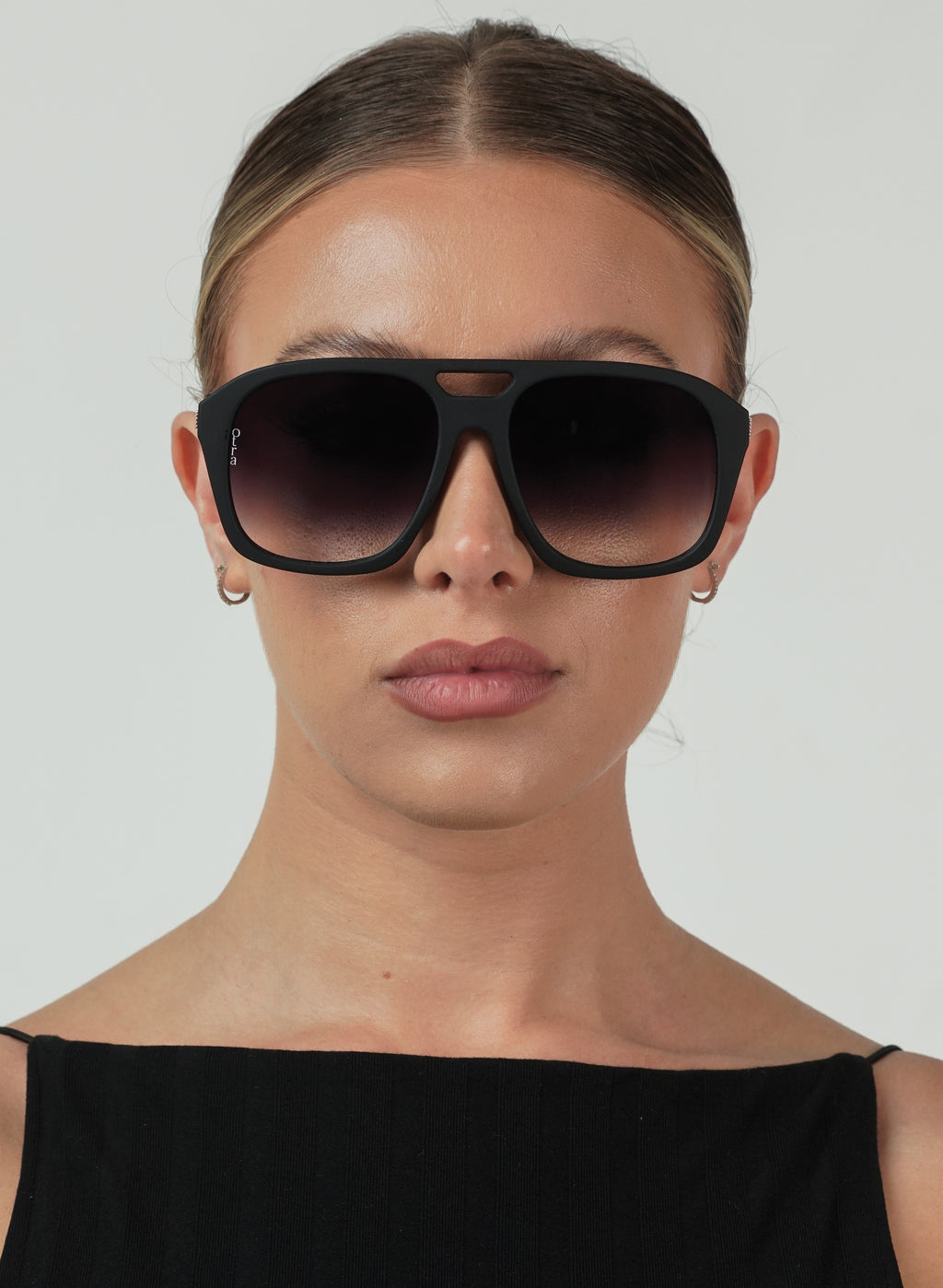 Reina Sunglasses Black